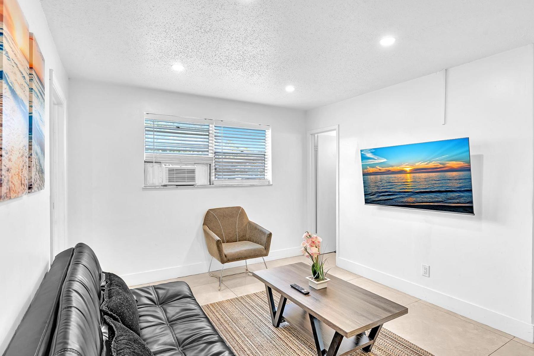 New Boutique 1 Bdrm Close To Beach & Casino #211 Χόλιγουντ Εξωτερικό φωτογραφία